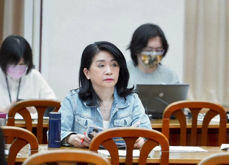 陳凝觀妄批蔡衍明竟屬「善意言論」？李貴敏轟：若市井小民足以構成公然侮辱！司法體制沉淪