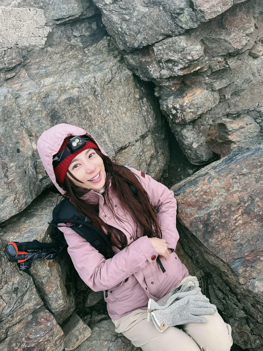 田馥甄登頂玉山！自曝「眼淚、鼻水分不清」…竟釣出曾格爾回應