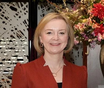 前英相特拉斯將訪台！慘遭同黨議員砲轟「最糟糕的Instagram外交」