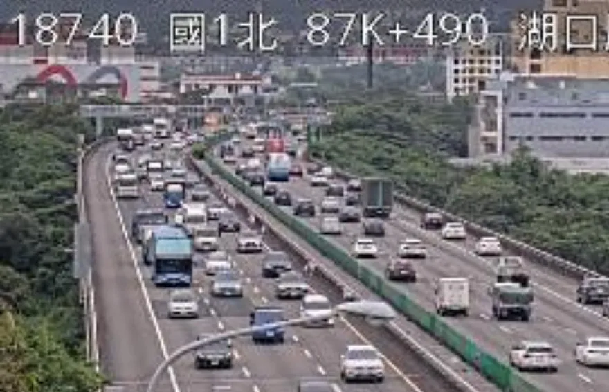 快訊/國1南下5車追撞車禍　湖口至竹北路段回堵7公里