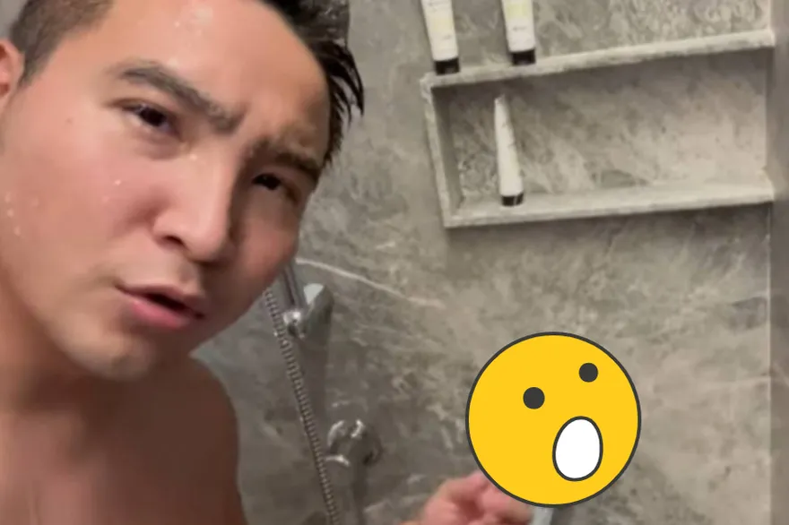谷阿莫露鳥片流出！洗澡鏡面反射被看光…網驚：沒碼好