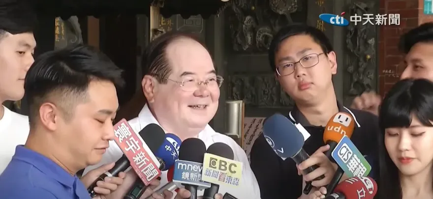 人無信而不立！李乾龍批郭台銘參選恐釀三輸：淪民進黨幫兇