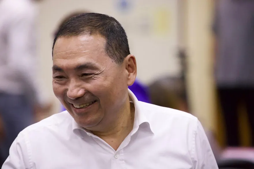 賴清德本命區快翻盤！　「屏東大咖」表態挺侯　網大膽預言：2024侯友宜會贏