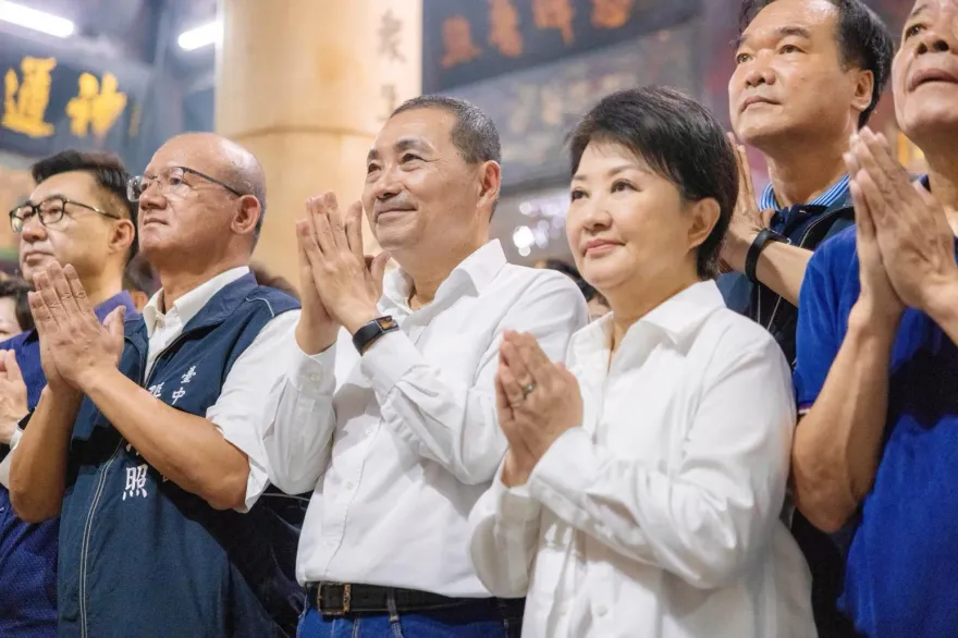 2024「盧侯配」？他大喊4字曝原因　盧秀燕神回