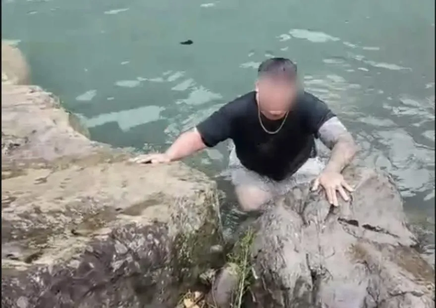 男子三峽大豹溪烤肉喝醉酒　泡腳太嗨摔落溪險被沖走