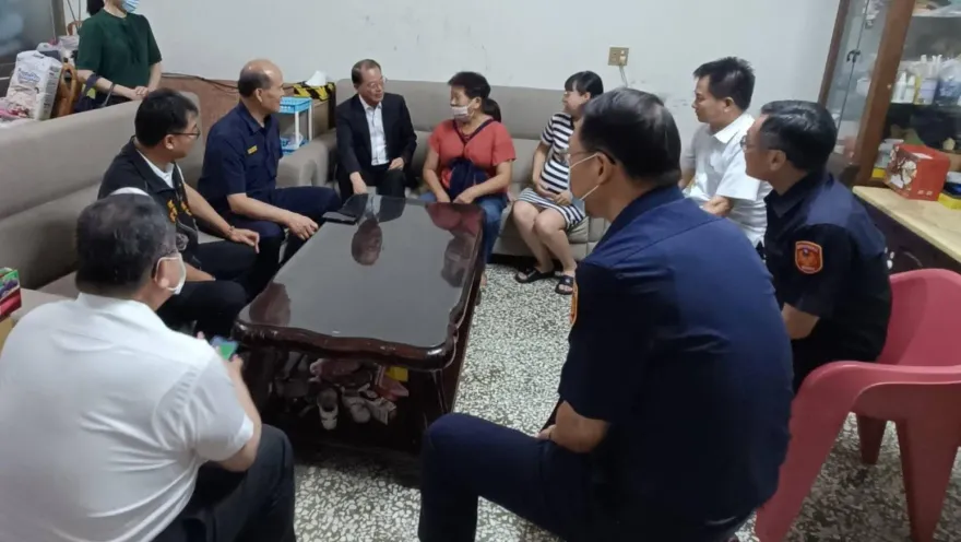 警察節前夕黃明昭慰問殉職警曹瑞傑家屬　警政署將啟動「精進員警執勤安全方案2.0」