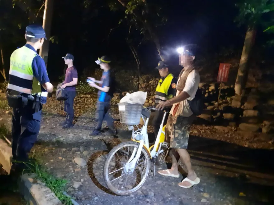 台中男「踩Ubike衝三義火炎山」　夜間迷路獲救　竟還要騎回沙鹿