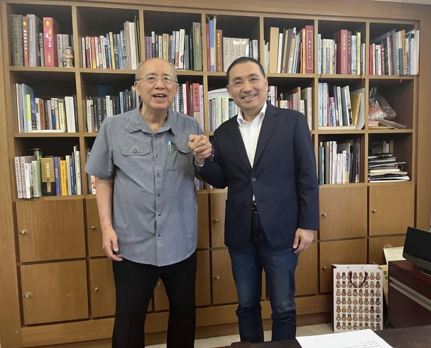 侯友宜尋求整合再次拜會大老　吳伯雄呼籲：藍軍支持者要團結