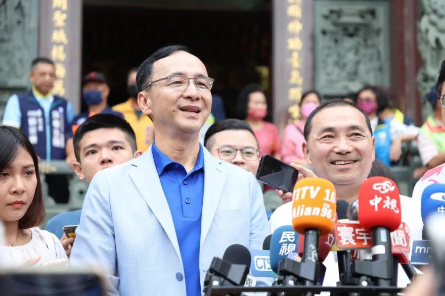 劍指侯友宜歲月靜好？藍營黨代表提案「候選人簽切結書」：當選後做1事