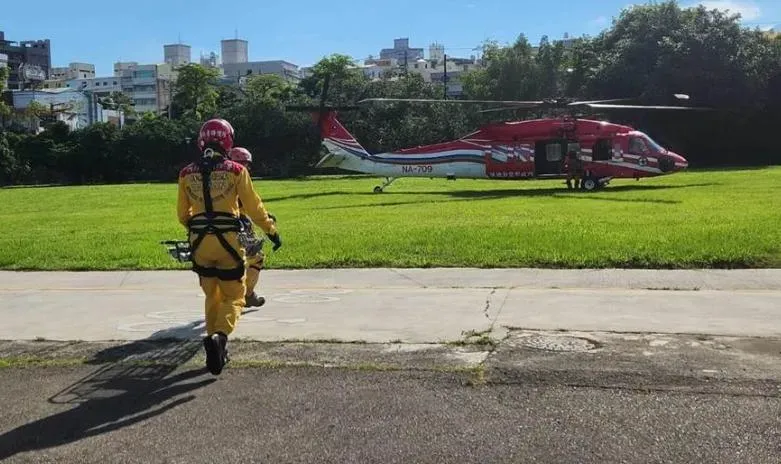 端午登山傳憾事！女山友攻中央尖山慘遭落石砸中身亡　9人去8人回
