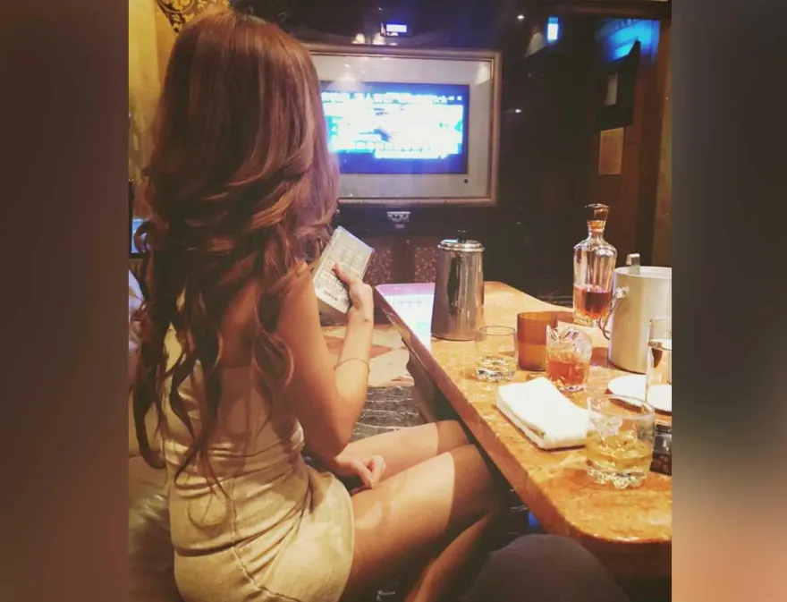 酒店妹拒性交易！金錢豹男客被踹到骨折　怒告「沒被小姐打過」