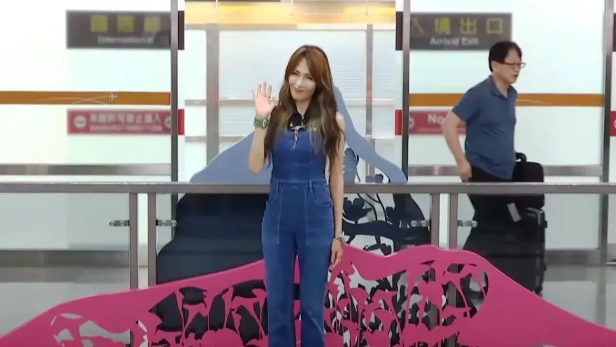 木村拓哉老婆工藤靜香登台！機場親切為百名粉絲簽名