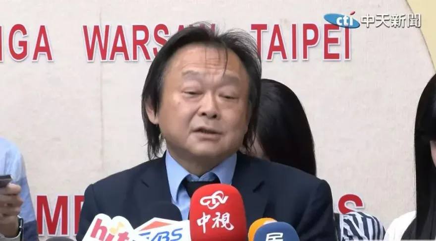 4年前幫高嘉瑜伴奏還讚她演唱會「物美價廉」　王世堅自此封琴曝原因