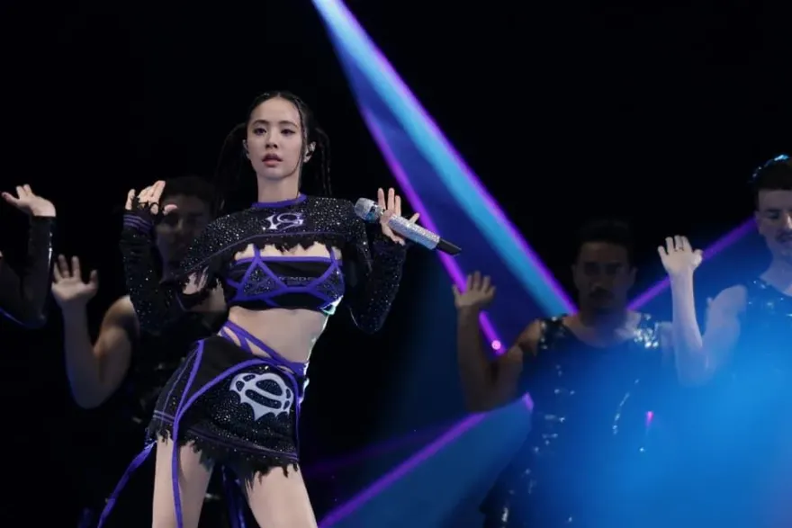 被保鑣示意進機場！蔡依林無預警停下腳步…1舉動感動現場粉絲