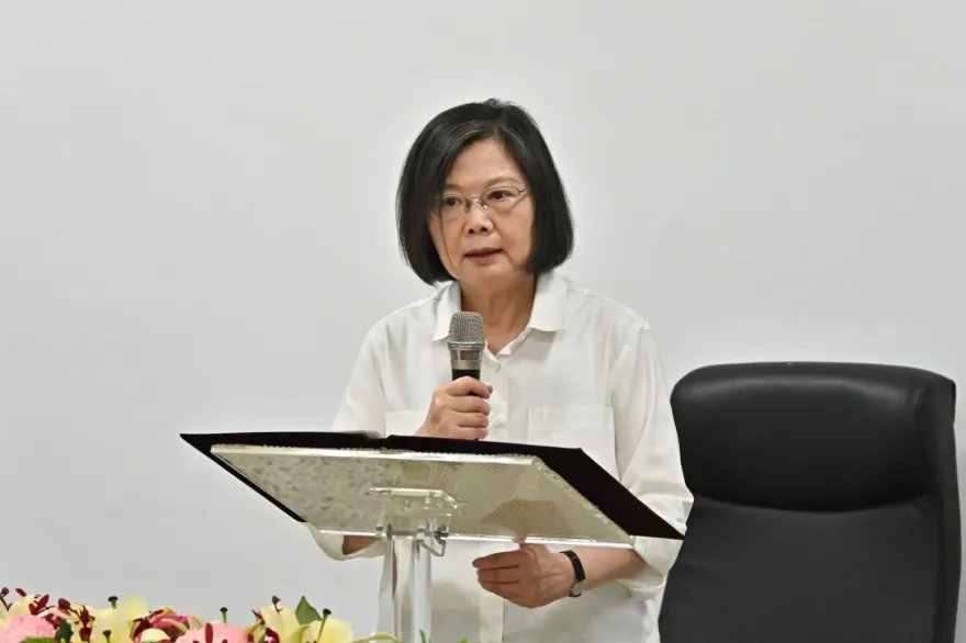 蔡英文確診！症狀曝光　總統府：取消今日行程