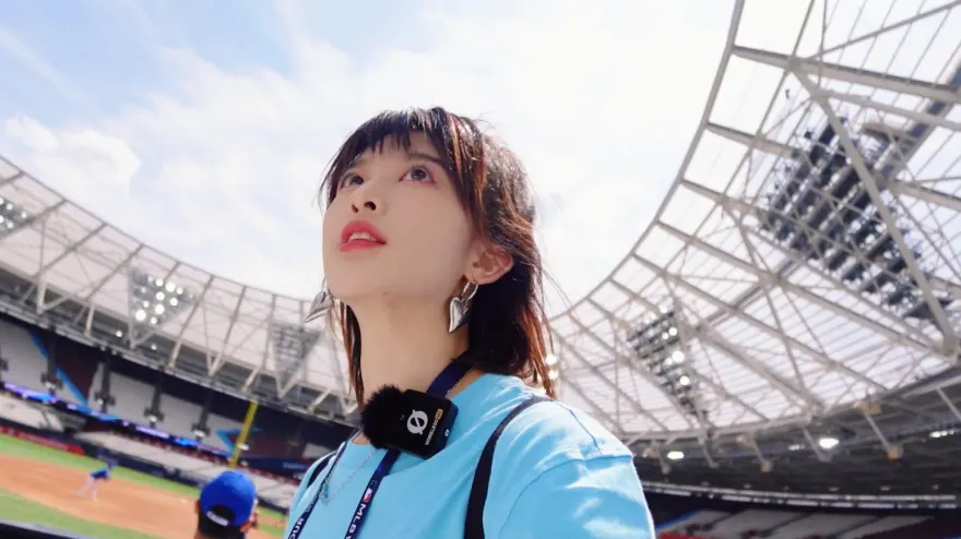 影/受邀看大聯盟海外賽　野球美少女LOLO自爆「發燒累到趴」