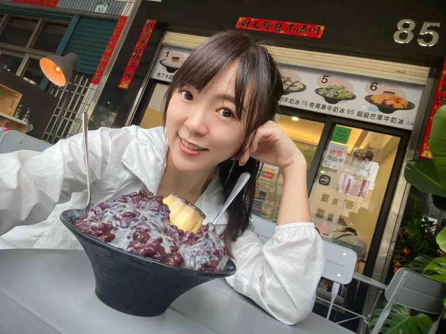 高雄「冰」風暴挨批造謠！美女議員怒了　深夜臉書爆粗口嗆陳其邁玻璃心
