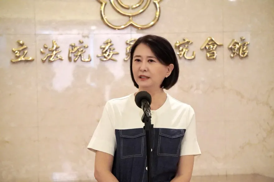 再遭Kolas嗆聲是迫害者！王鴻薇3點霸氣反嗆：我需要小三指導怎麼做嗎