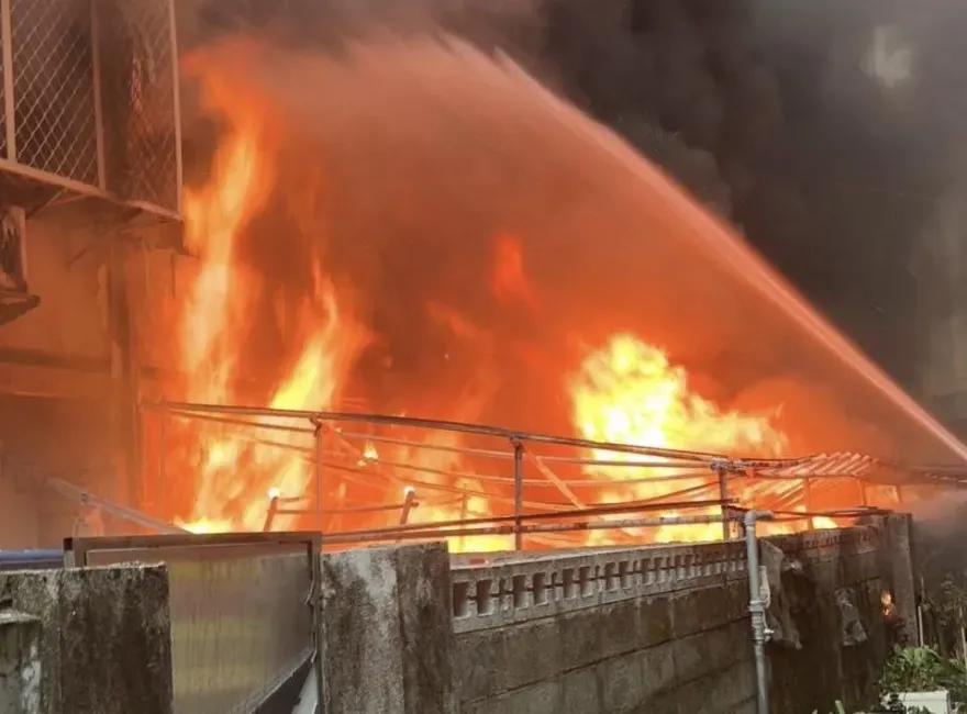 快訊/北市松山區民宅火警　火舌狂竄幸無人傷