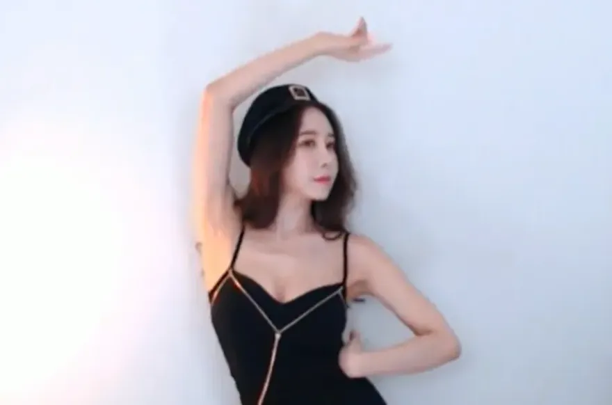 昔紅毯跌倒露點！河娜京偷吃人夫遭法院「認證通姦」竟嗆元配：子宮差才不孕