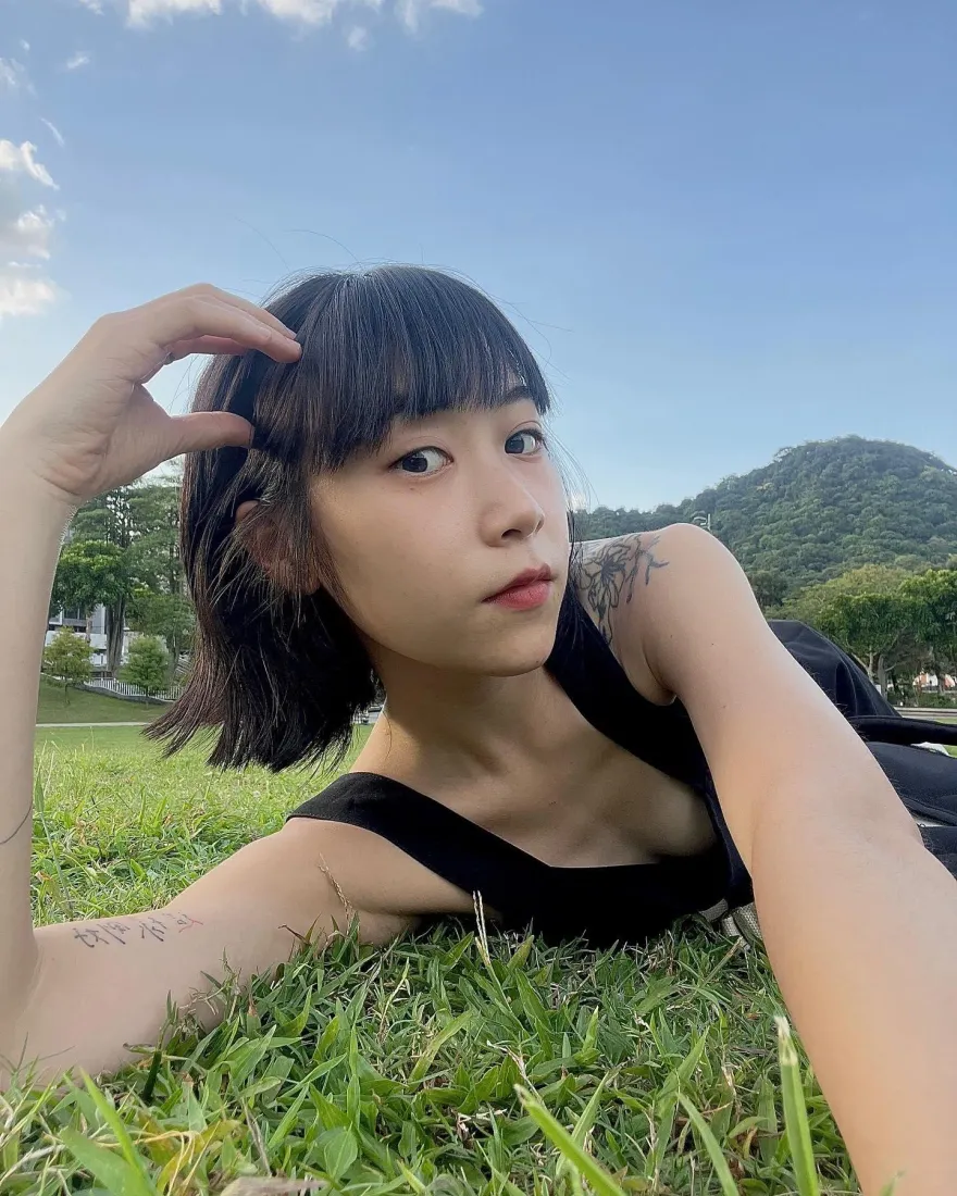 年輕人存不到錢？NanaQ自誇「只喝白開水省錢」跟風1表格　網酸：以為反串