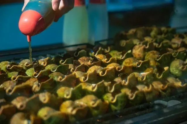 45歲女食慾不振以為中暑　一照肝臟有10公分膿瘍　元凶竟是「夜市小吃」！