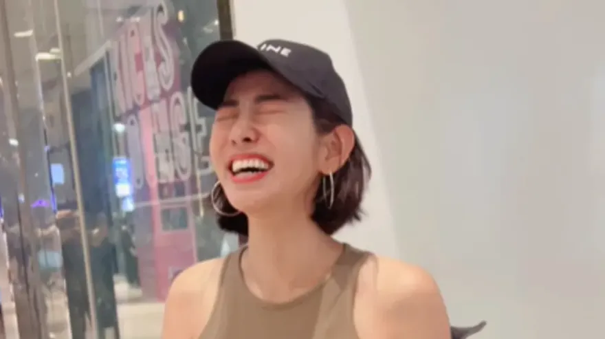 影/急喊別退粉！米可白「腰間肉溢出」崩壞片外流　37歲真實身材曝光