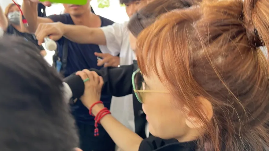 李玟告別式/痛罵「混蛋害死我妹」是指Bruce？CoCo二姊李思林露面首回應