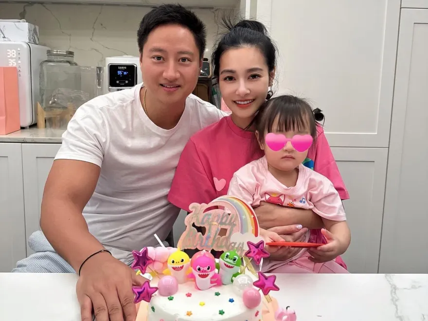 老公遭爆非富商！王思佳親友揭「私下職業」撂話：亂講會被告
