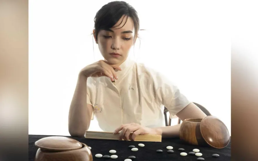 備戰亞運/中日韓高手雲集　「圍棋女神」黑嘉嘉爭牌有AI法寶