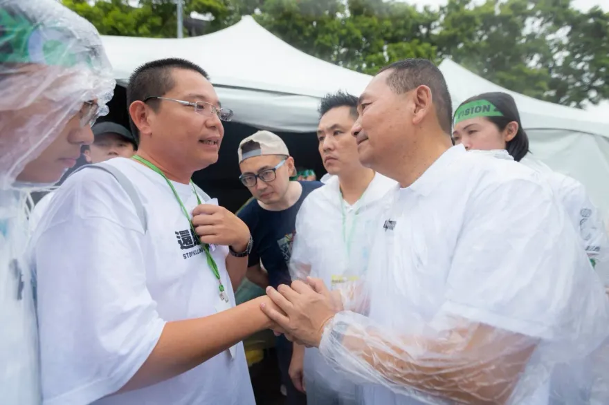 余爸爸出席遊行遭出征　侯友宜聲援：不分黨派的領導者該站出來