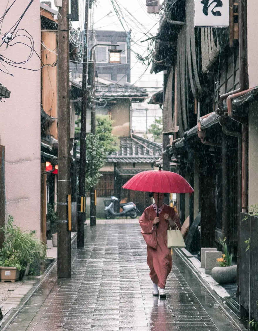 北部、中南部山區留意午後雷雨！大雨恐持續炸到晚間