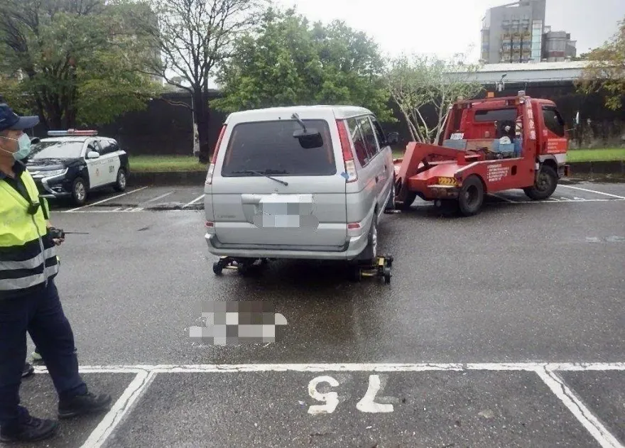快訊/趕快移車！台北市宣布10/1水門、越堤坡道「只出不進」