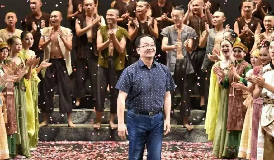 才爆高虹安「好友」喬事　錢康明再揭：送胡蘿蔔不成要揮棒子了嗎？