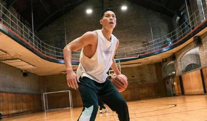 海報佔C位！恢復外援四節6人次　陸媒：林書豪回CBA機會大增