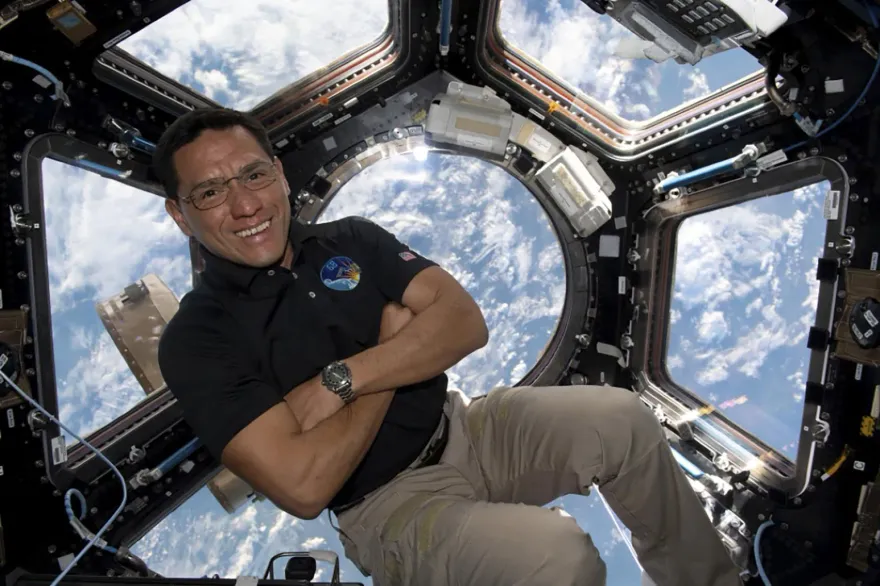 影/NASA太空人盧比歐宇宙生活逾355天　刷新美國人停留最長紀錄