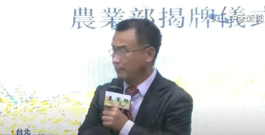 陳吉仲請辭未獲准演哪齣？《中天》民調57%認「蘇貞昌不讓下車有貓膩」