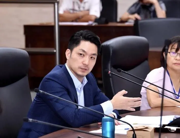 9成民眾力挺蔣萬安！北市府為蛋槓上蔡政府  最新網路民調太震撼