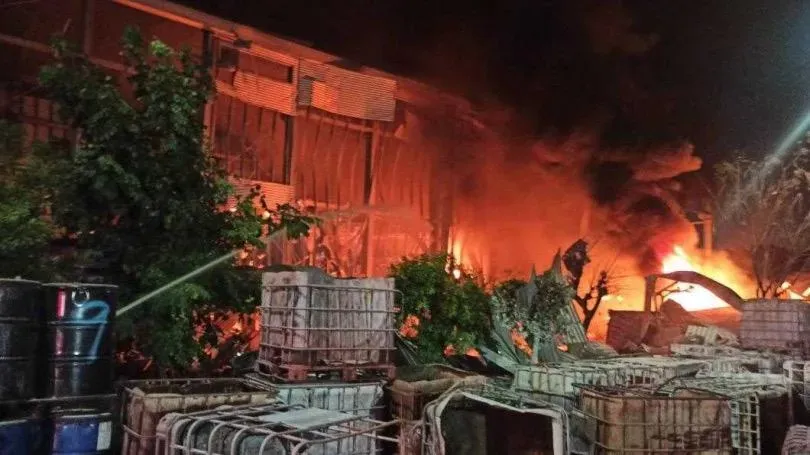 屏東高爾夫球具廠大爆炸/明揚國際惡火4消防員殉職　憤怒網友狂刷負評：會有報應的！