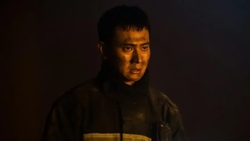 屏東高爾夫球具廠大爆炸/4勇消殉職！網憶《火神》劉冠廷遺書　對比現實淚崩