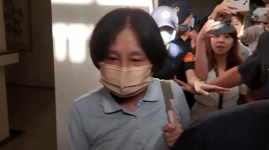 影/高虹安貪污難逃？小兔黃惠玟當庭指控：詐領助理費都是老闆決定的