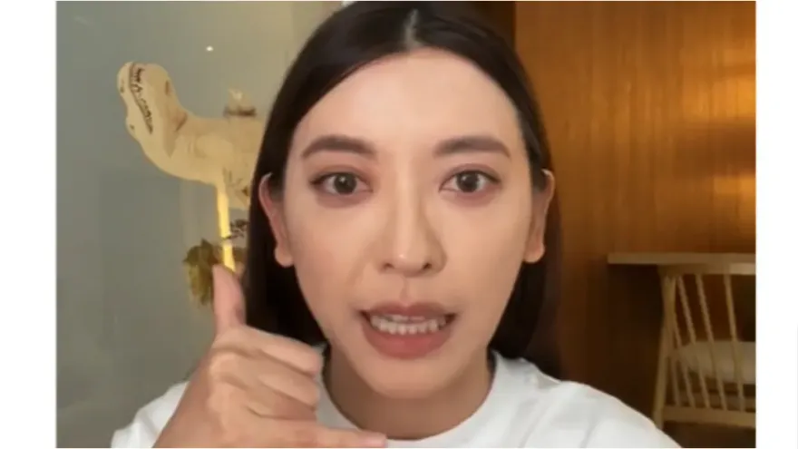 影/被爆退租留綠色液體！劉芒直播「還原真相」　嘆房東：當下怎沒表達不滿