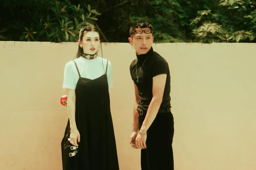 魏如昀讚他歌聲神似韋禮安　男歌手身分起底竟是法國前總理後代同學