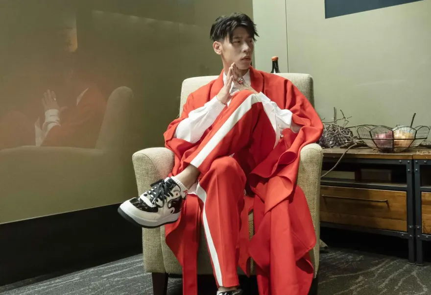 低潮僅1通告！《大學生了沒》男星2個月領「800元」　放話站上小巨蛋圓夢