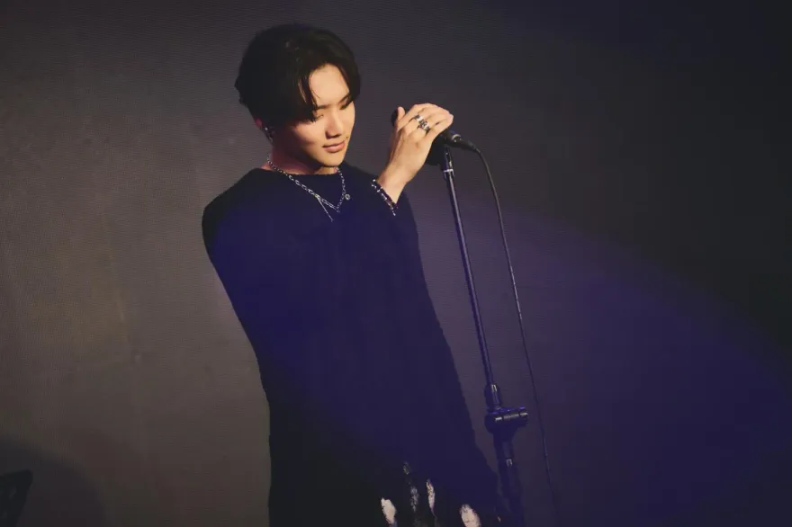 謝霆鋒寫給莫文蔚〈看透〉　徐暐翔翻唱：充滿意義