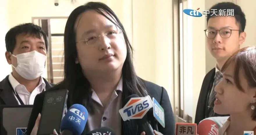 唐鳳將推「防詐新招」　網友嗆：中華電信就能做了！