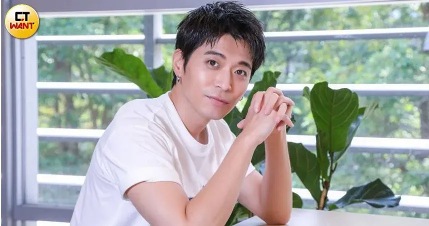 跟男麻吉忘情喇舌！侯彥西自爆曾懷疑性向…低潮期謝乾媽郎祖筠1舉動超暖