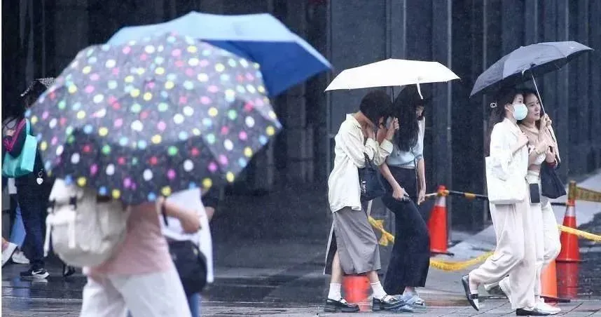 把握好天氣！桃園以北週日低溫下探20度　冷雨持續到下週