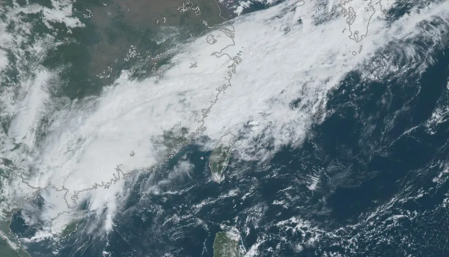 鋒面、東北季風雙襲！北台灣天氣「大轉變」　三巴颱風最新動向曝