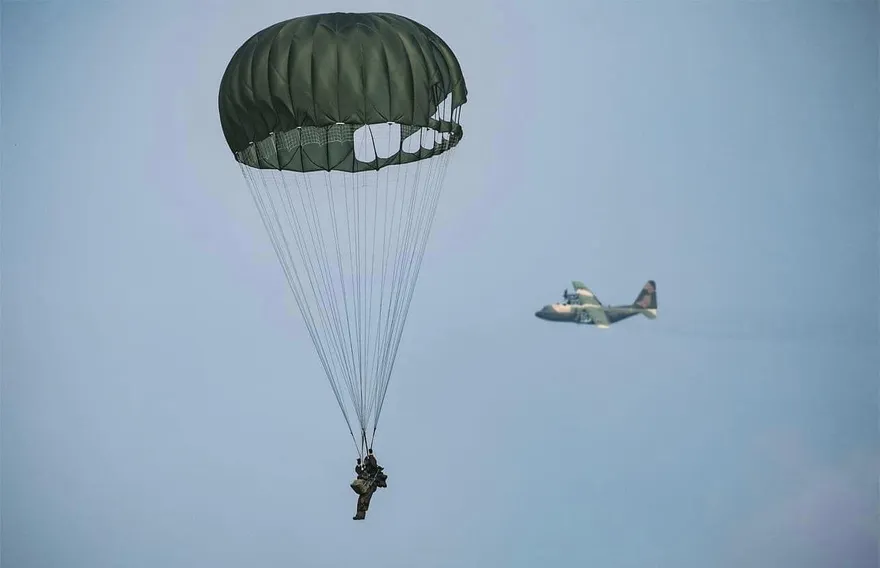 國軍強化滲透能力　5億打造高空跳傘訓練模擬器大樓